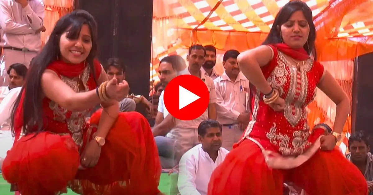 Rachna Tiwari Dance : रचना तिवारी ने दिखाए ऐसे लटके झटके, स्टेज पर चढ़े लोग